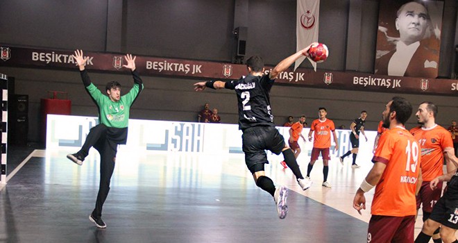 Beşiktaş Hentbol Takımı galip geldi