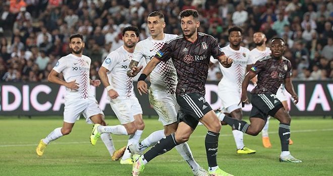 Spor yazarlarından Beşiktaş yorumları