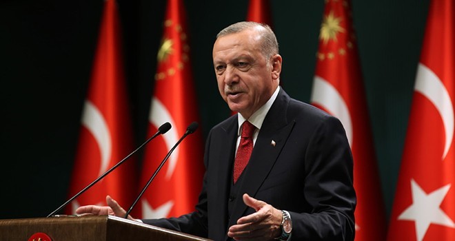 Milletimizi temizliğe dikkat etme, maske kullanımı ve fiziki mesafe hususlarına riayete davet ediyorum