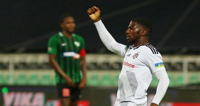 Diaby takımın performansını değerlendirdi