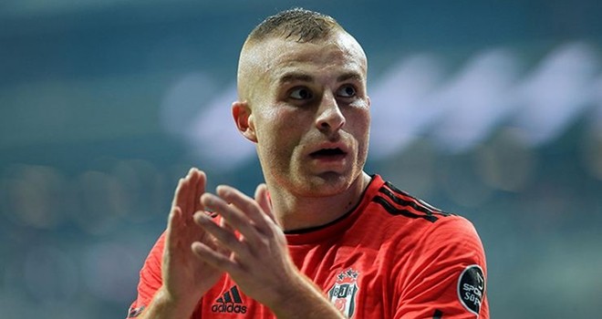 Menajerinden o iddialara cevap!