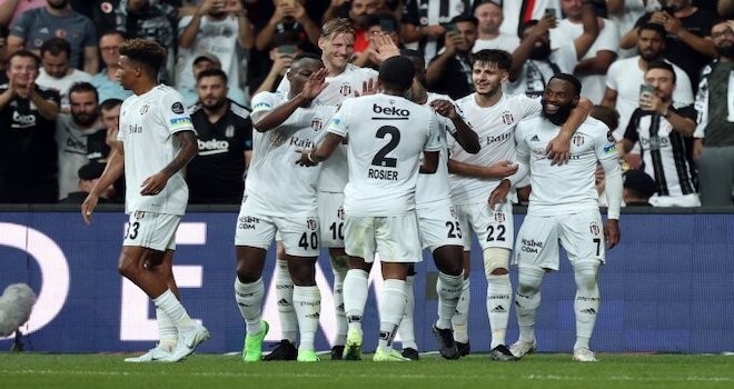 Spor yazarlarından Beşiktaş yorumları