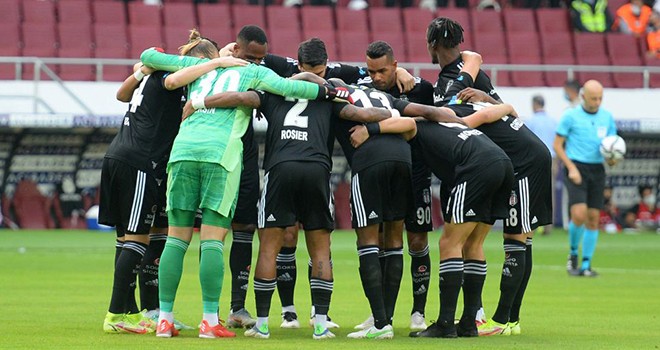 Spor yazarları Beşiktaş'ı değerlendirdi