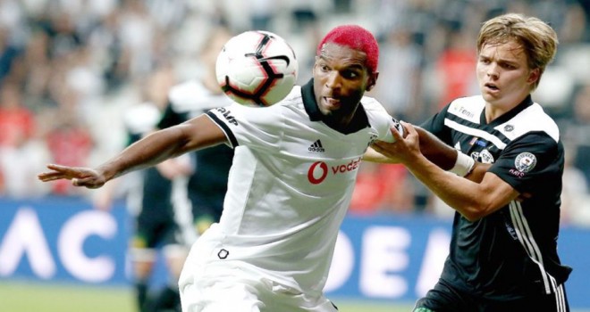 Yönetim Ryan Babel ile görüştü