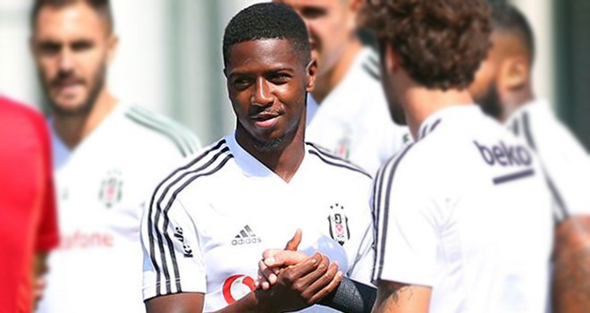 Beşiktaş’ta şok! Diaby’ye serum takıldı