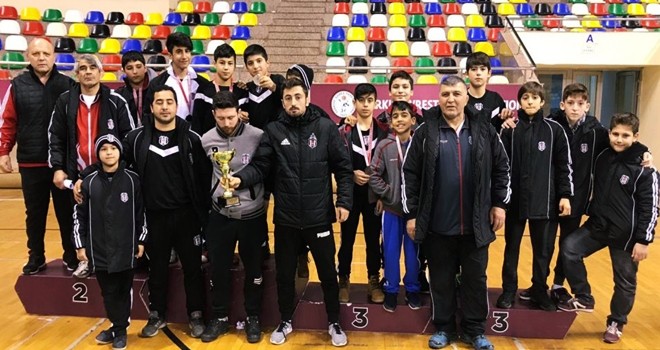 Kartal'a 3 birincilik