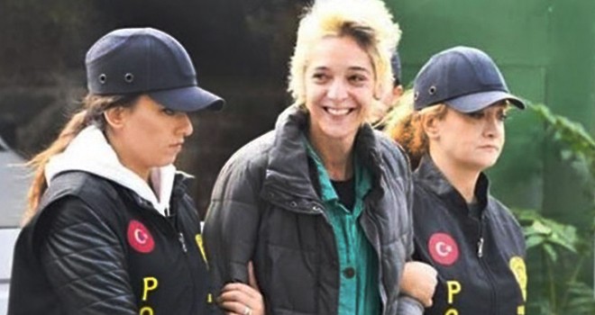 Başörtülü öğretmene saldıran sanığa tahliye