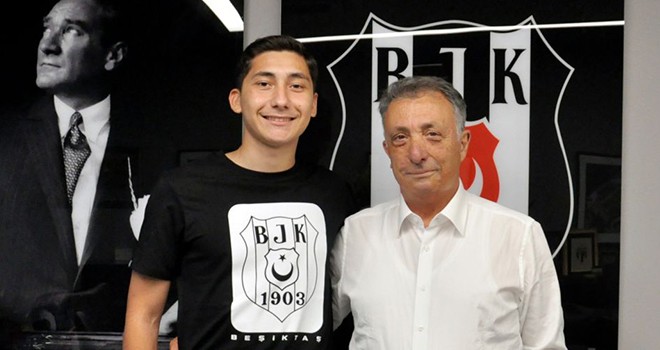 Beşiktaş, Emirhan İlkhan ile sözleşme yeniledi