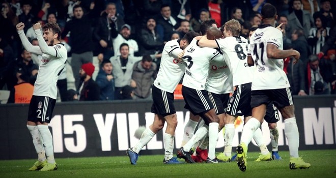 Beşiktaş-Akhisarspor karşı karşıya