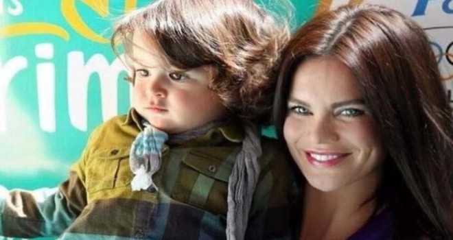 Ünlüler Ebru Şallı'ya baş sağlığı diledi