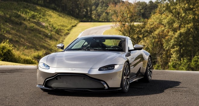 Aston Martin Vantage, 4 farklı renk seçeneği