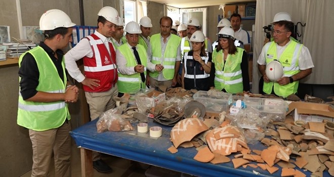 İmamoğlu, metro, tarih ve arkeolojik inceleme için Beşiktaş'taydı