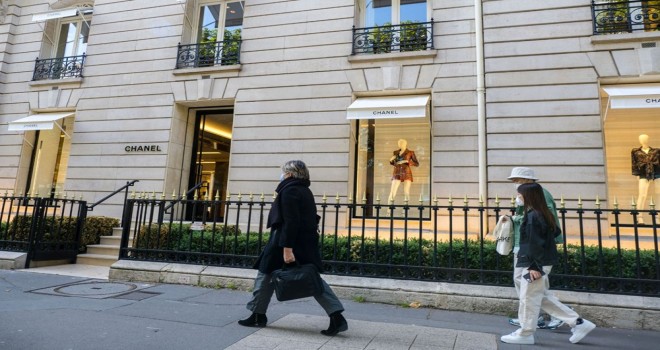 Koronavirüs moda sektöründe de fiyatları arttırdı