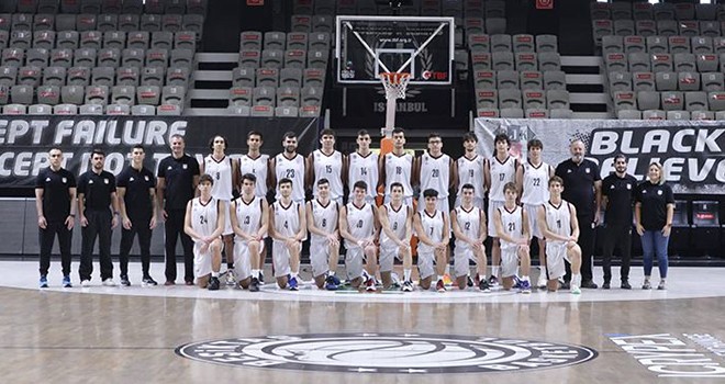Beşiktaş Basketbol Erkek Gençler Ligi Takımı galip geldi