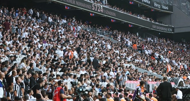 Taraftar Beşiktaş'ın yanında! Biletlerin büyük çoğunluğu tükendi