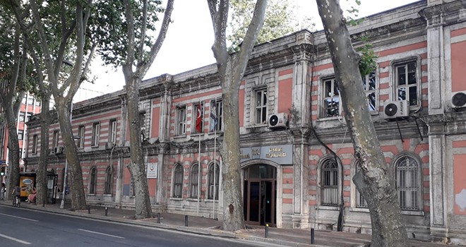 Beşiktaş Kaymakamlığı'nın tarihi binasının restorasyonu tamamlandı