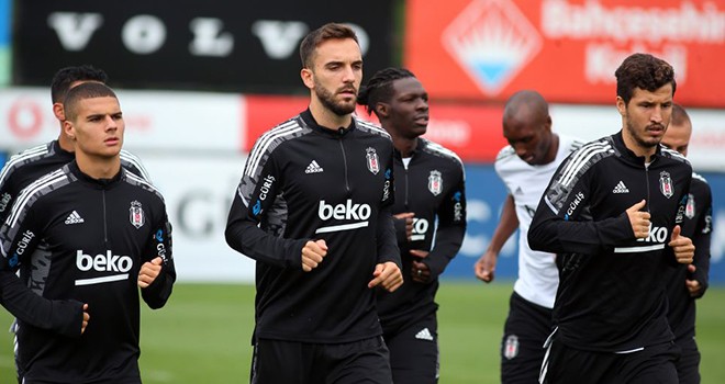Beşiktaş, Altay maçına hazırlanıyor