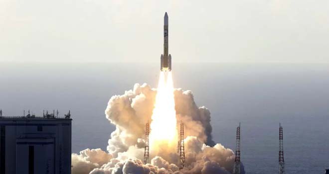 Birleşik Arap Emirlikleri Mars'a gidecek uydusunu fırlattı