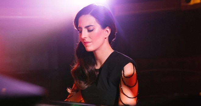 Cumhuriyet Turnesi: AyşeDeniz