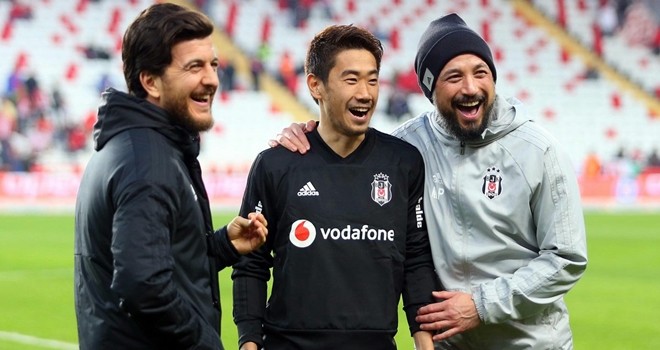 Kagawa ve İlhan Mansız birarada