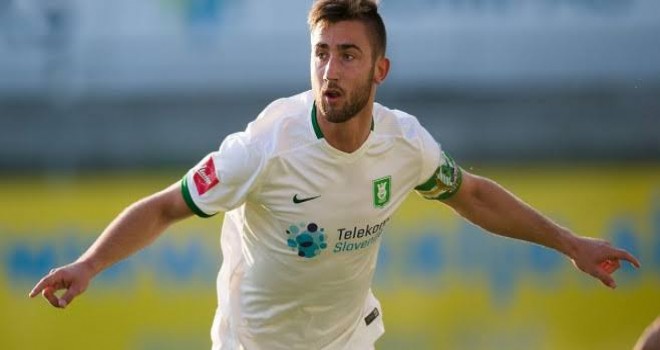 Sporar Beşiktaş'a gelebilir