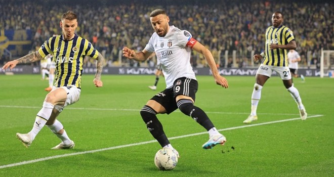 Cenk Tosun Fenerbahçe taraftarına teşekkür ederek, Arda Güler'i övdü