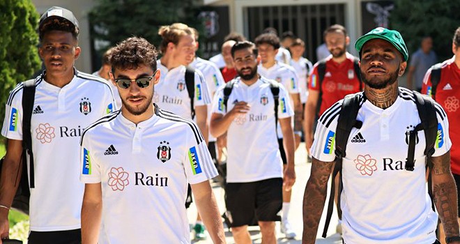 Kara Kartal Avusturya’ya uçtu