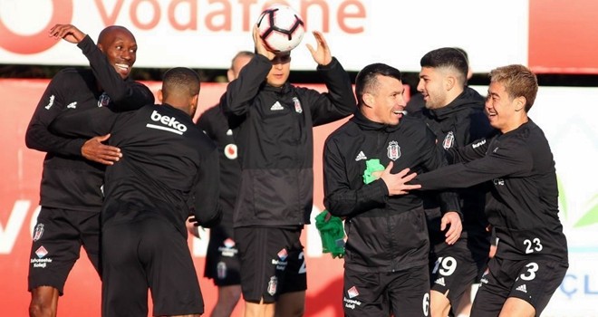 Hazırlıklar devam ediyor