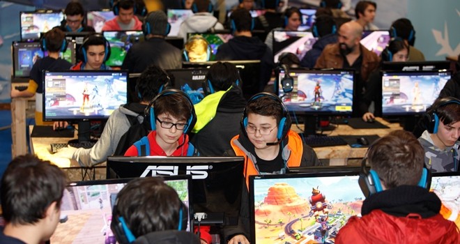 Kapılar oyunseverler için açıldı