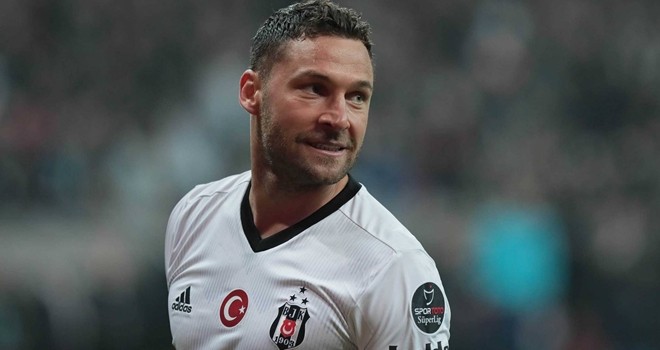 Tosic, Beşiktaş'a haber yolladı