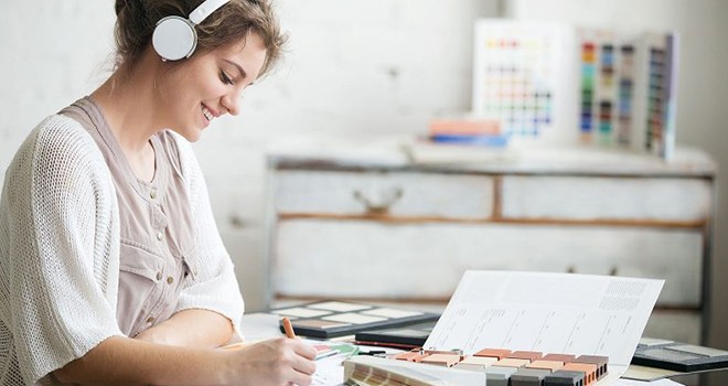 Evde çalışırken dinleyebileceğiniz en iyi albümler