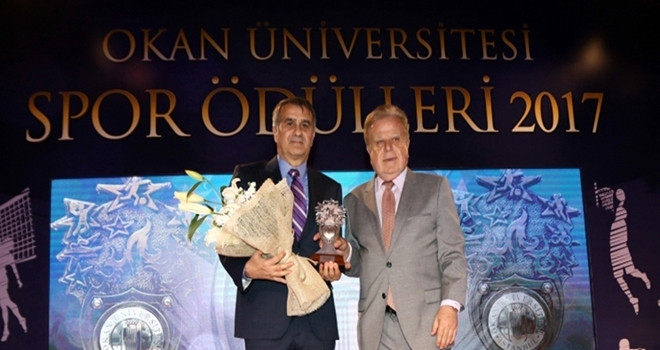 Şenol Güneş’e özel ödül!