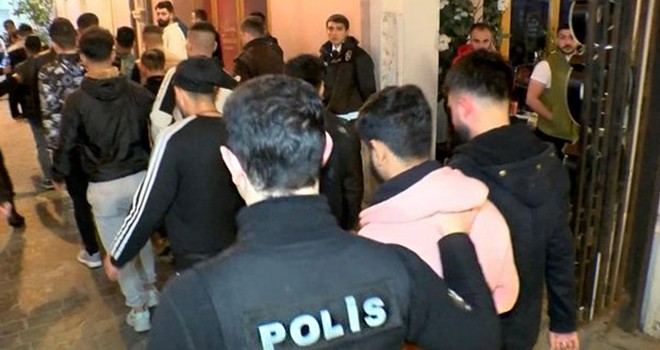 İstanbul'un 7 ilçesinde 232 düzensiz göçmen yakalandı!