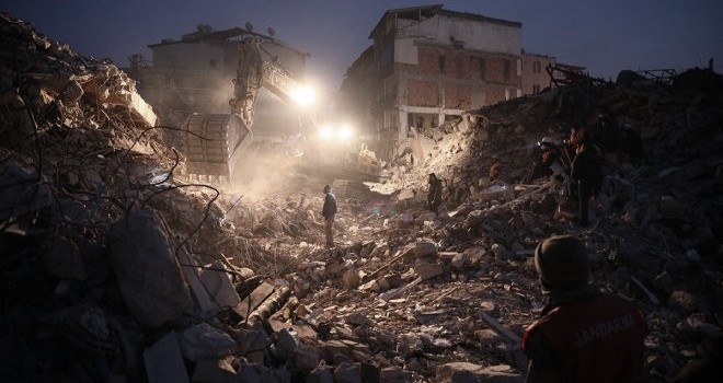 Spor yazarları Kahramanmaraş depremini, Türk spor camiasını ve Beşiktaş'ı kaleme aldılar