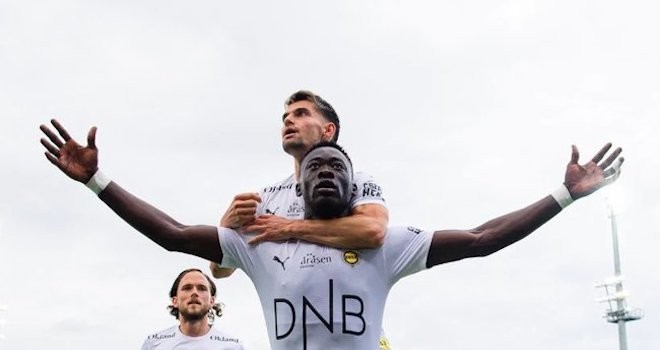 Beşiktaş Akor Adams'la ilgileniyor