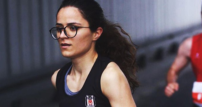 Siyah-beyazlı sporcu Şilan Ayyıldız, Türkiye'yi temsil edecek