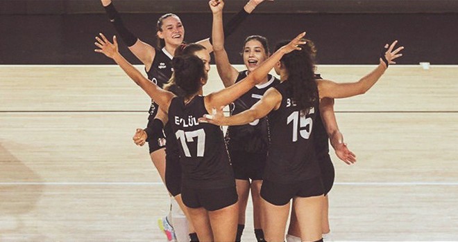 Muratpaşa Bld. - Beşiktaş Kadın Voleybol Takımı: 3-1