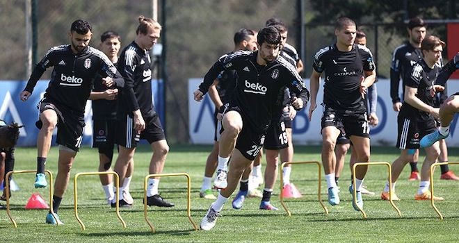 Hazırlıklar sürüyor