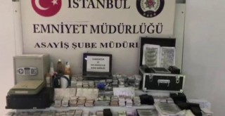 Yabancı uyruklu 9 kişi ağına düşürdükleri kurbanını 130 Bin Dolar dolandırdı