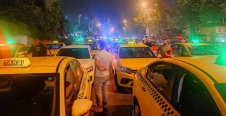 İstanbul'da taksicilerden öldürülen meslektaşları için eylem!