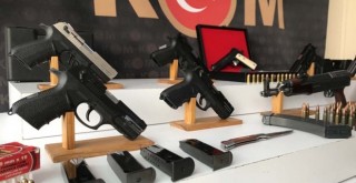 Rus mafyasına mensup 17 kişi adliyeye sevk edildi