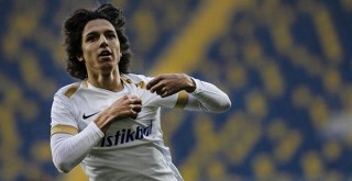 Beşiktaş'tan genç futbolcu için özel teklif