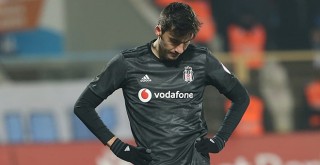 İnsanlar orada can verirken, biz burada maçlara çıkıyoruz