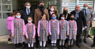 Kaymakam Bakan'dan öğretmenlere ve öğrencilere iyi tatil dileği