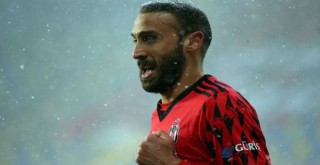 Cenk Tosun fırtına gibi