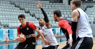 Taktik organizasyonları çalıştılar