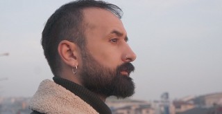 Vedat Özkaya’nın Gözyaşı Mevsimi'ne büyük beğeni