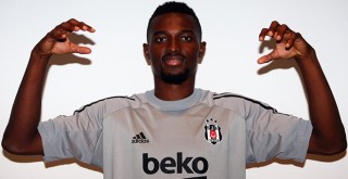 Beşiktaş'tan Galatasaray'a Mensah göndermesi! 19:05