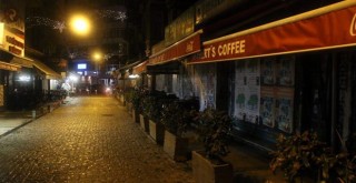 Koronavirüs kısıtlamaları başladı! Beşiktaş'ta kuyruk oluştu