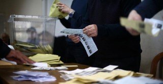 Gözler son sandıklarda